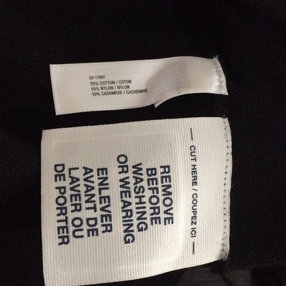 Gap black v neck sweater - Picture 7 of 7